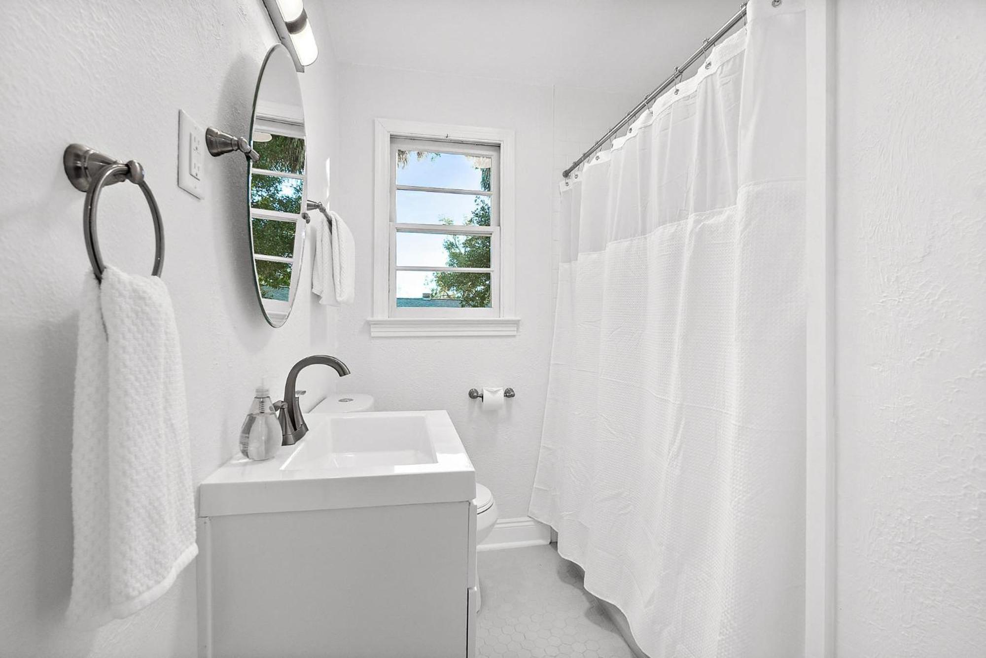 Private Uptown Flat - Walk To Nights Of Lights! Apartment St. Augustine Ngoại thất bức ảnh